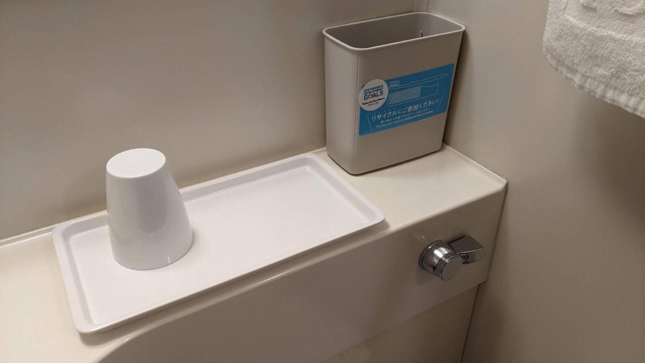 Toyoko Inn Kobe Sannomiya Eki Shiyakusho Mae Bagian luar foto